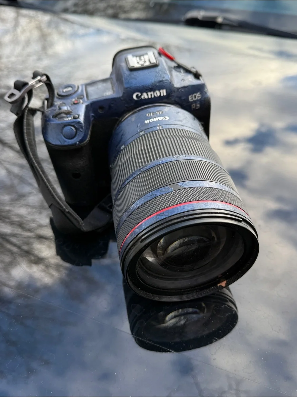 Canon EOS DSLR Camera in Blue Patterned Skin